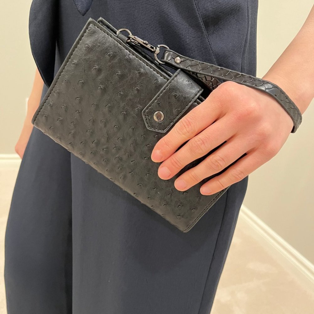 NWT Convertible Portfolio Wallet With Cross Body Attachment